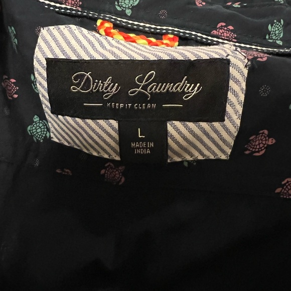 Dirty Laundry Short Sleeve Button Up Casual Shirt - Picture 2 of 2